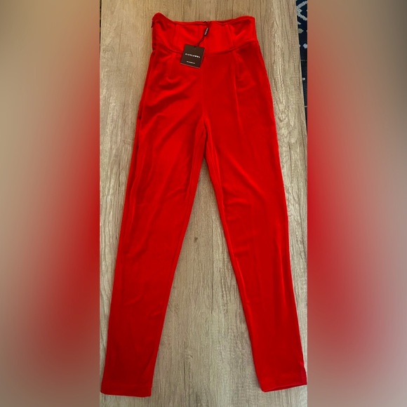 Jluxlabel Red Bernadette Valentine’s Day Set - Picture 2 of 3